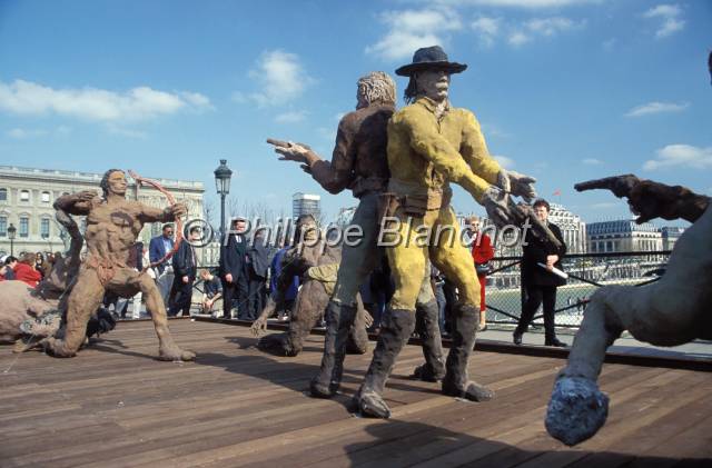 ousmane saw 02.JPG - Exposition Ousmane SawPasserelle des Arts, Paris juin 1999